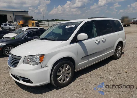 2016 Chrysler Town & Country Touring from USA, damaged, VIN 2C4RC1BG0GR298080